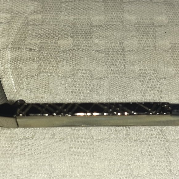 Burberry Designer Sunglasses - Picture 7 of 8